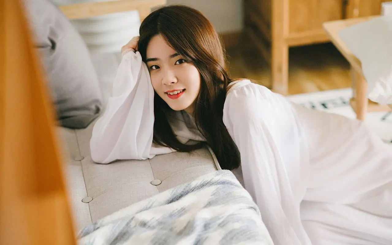 吃女生小花园会介意味道吗