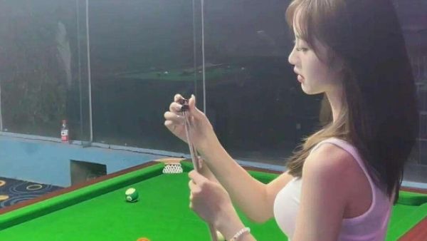 台球助教怎么收费 多少钱一小时