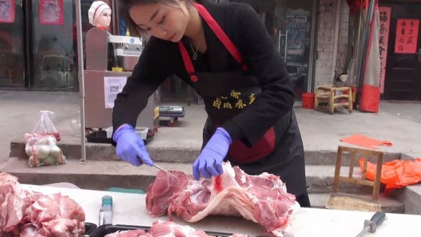 ​滚刀肉是什么意思