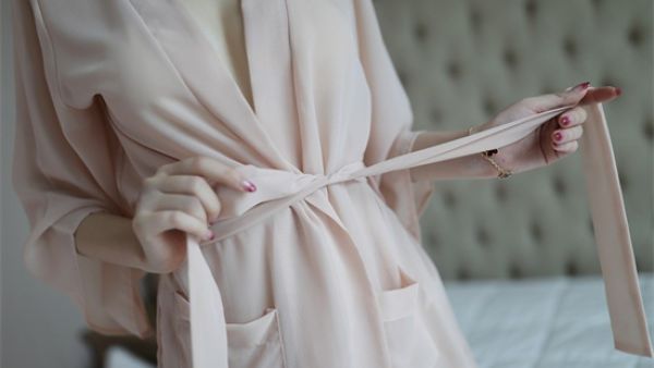 老公让我穿情侣战袍什么意思