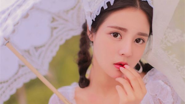 女生一次可以吃多少精华液