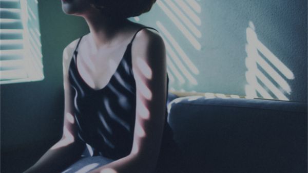 情趣用品被妈妈发现 女孩子家家怎么这么骚！