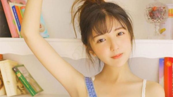 女生给男生看内衣带子什么意思