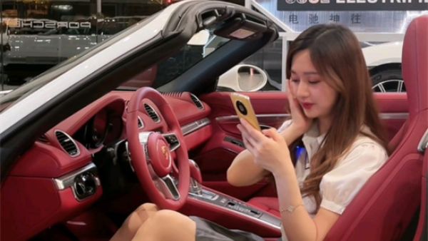 买车可以睡销售吗?你们买车睡过销售吗