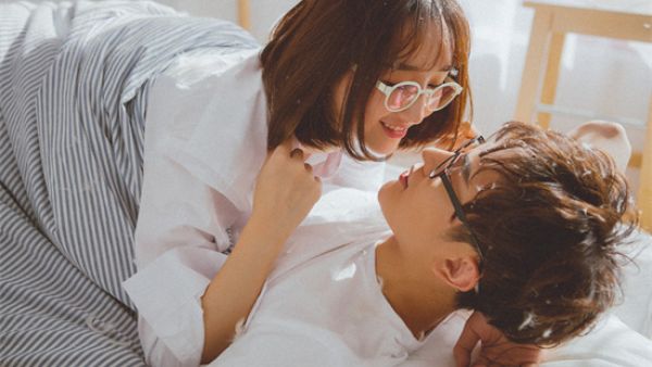 男人喜欢摸女人这些地方代表什么