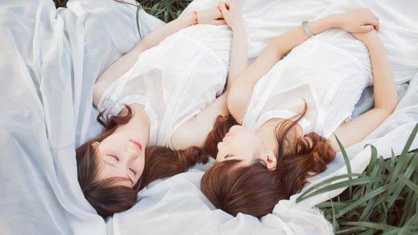 如何辨别拉拉和直女