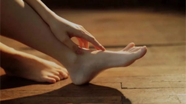 女生们的脚有多好看