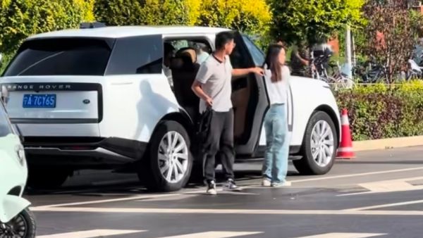 贫富交响曲是什么梗