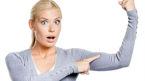 举着问号的女人是什么梗