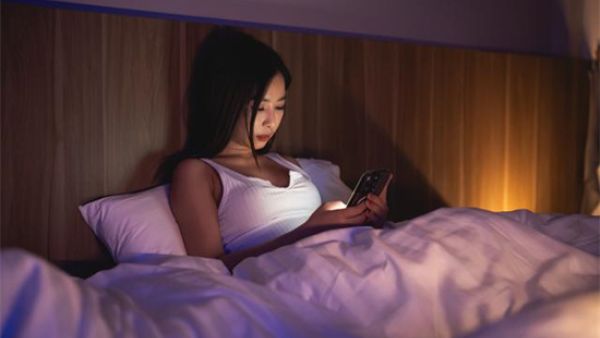 男朋友让我在电话里叫给他听怎么办