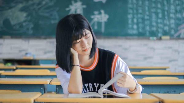 小镇做题家是什么意思