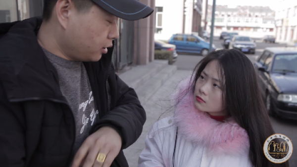 路人借钱借现金骗局