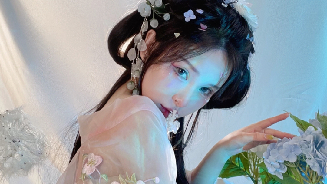 白莲花是什么意思 - 第1张 - 坑多多 白莲花是什么意思 - 第1张