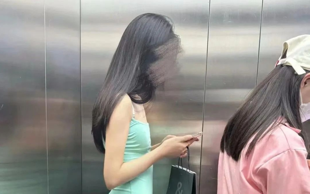 说女人是飞机场是什么意思 - 第1张 - 坑多多 说女人是飞机场是什么意思 - 第1张