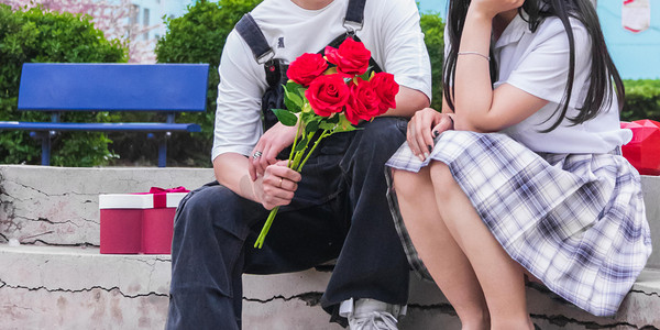 异地恋怎么过情人节 - 第1张 - 坑多多 异地恋怎么过情人节 - 第1张