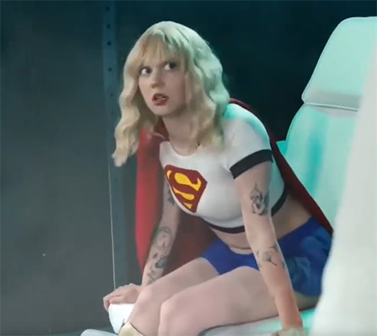 成人版女超人是什么意思 - 第3张