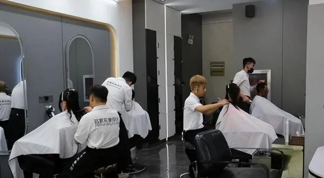 tony老师是什么梗