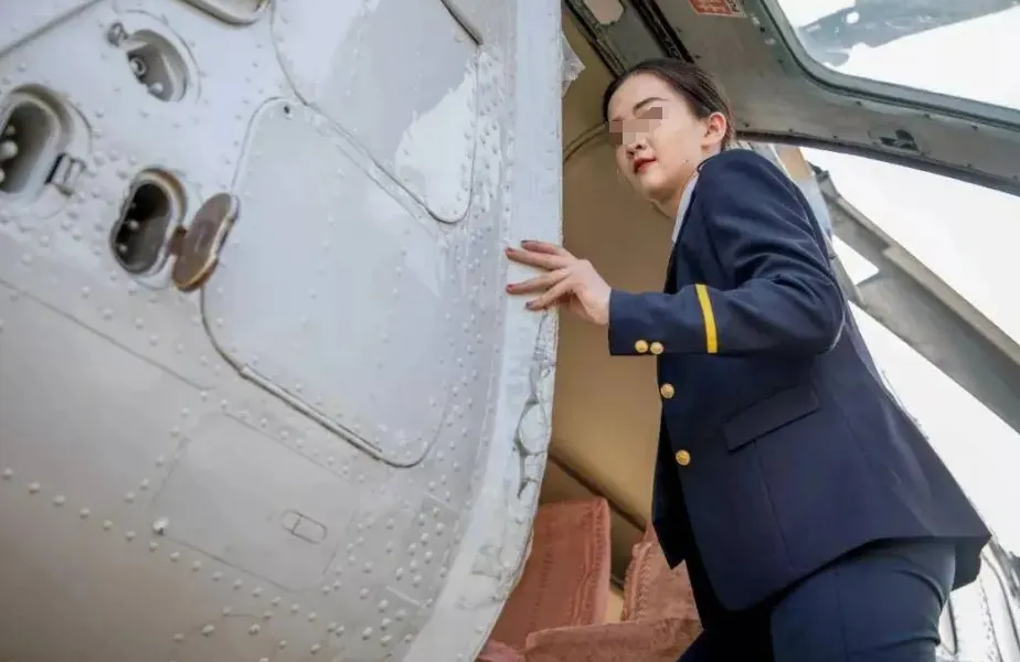 可可西里失踪女孩 身体被狼和秃鹫分食